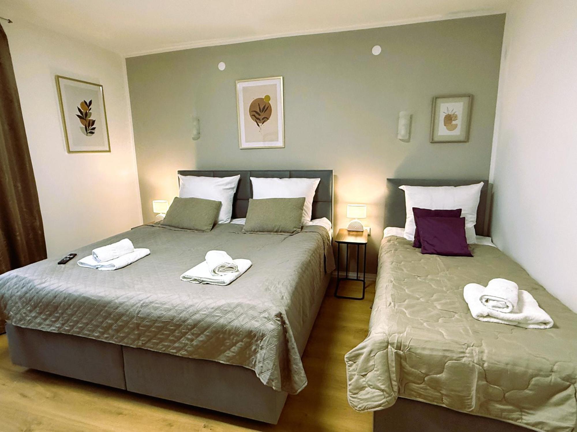 2 Zkb-3og Oder 3 Zkb-ug Im Zentrum Zw Rathaus Und Dom Apartment